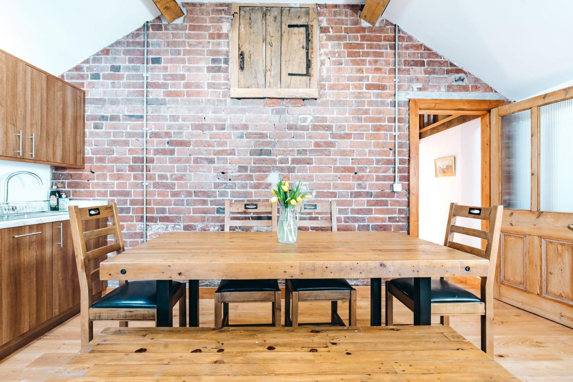 Ryton Grange Church Barn Sleeps 5 Shrewsbury Exterior photo